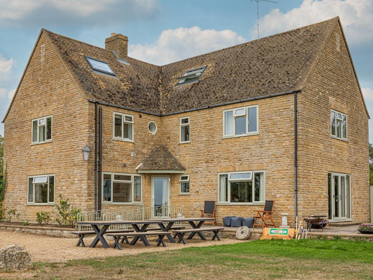 Banbury Hill Farmhouse Charlbury Exterior photo